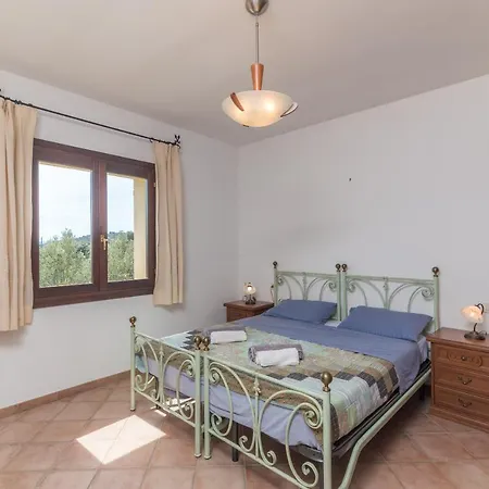 Anastasie Costa Smeralda Villa Olbia