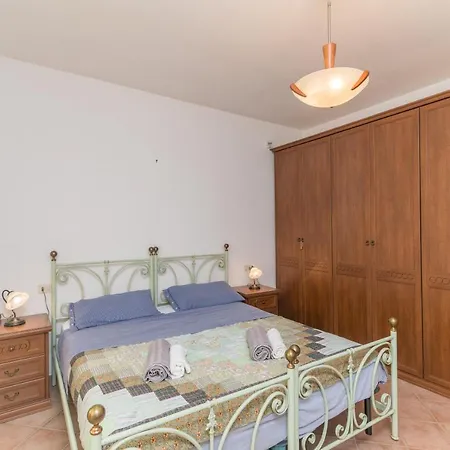 Anastasie Costa Smeralda Villa Olbia