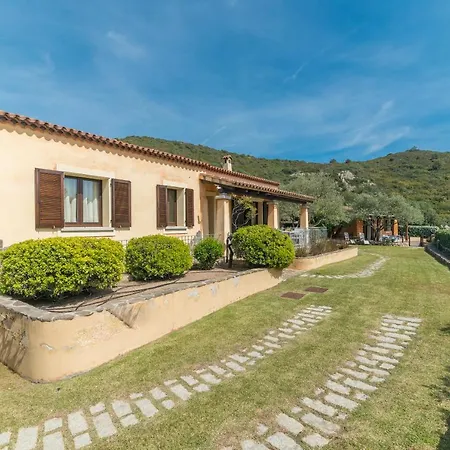 Anastasie Costa Smeralda Villa